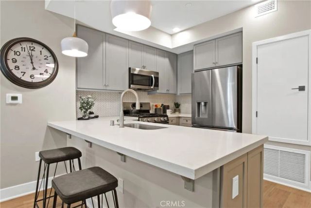 927 Deep Valley Drive 112, Rolling Hills Estates, CA 90274