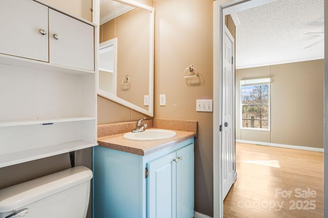 15 Cyrus Lane, Weaverville, NC 28787