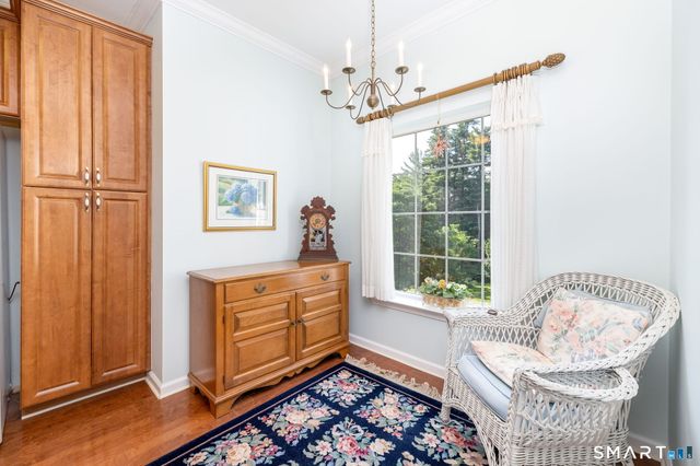 1 West Street 215, Simsbury, CT 06070