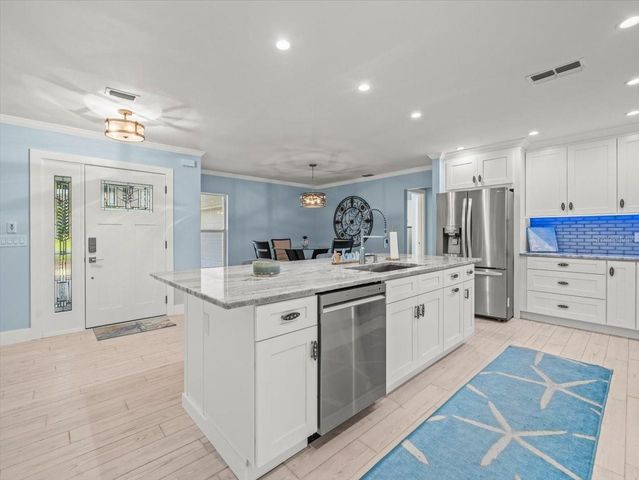 11815 W WATERWAY DRIVE, Homosassa, FL 34448