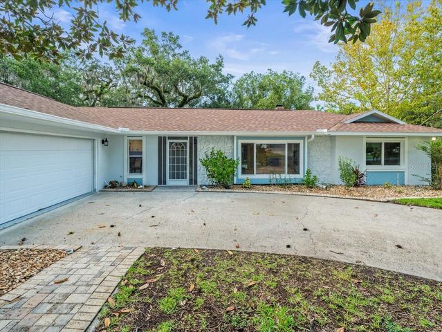 11815 W WATERWAY DRIVE, Homosassa, FL 34448