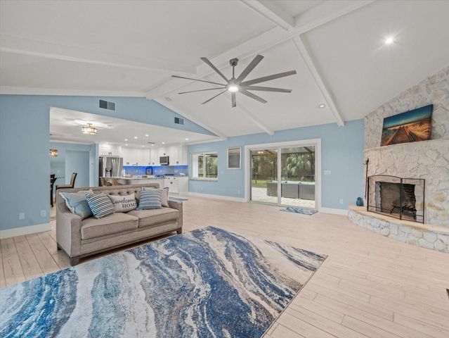 11815 W WATERWAY DRIVE, Homosassa, FL 34448