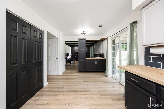 200 Debra Drive, Fairview Heights, IL 62208