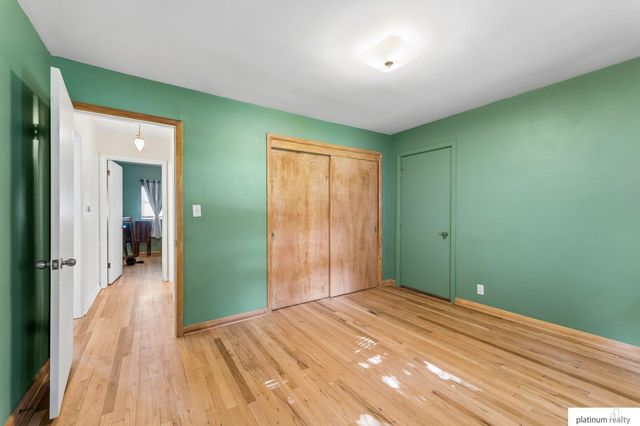 6006 woolworth Avenue, Omaha, NE 68106