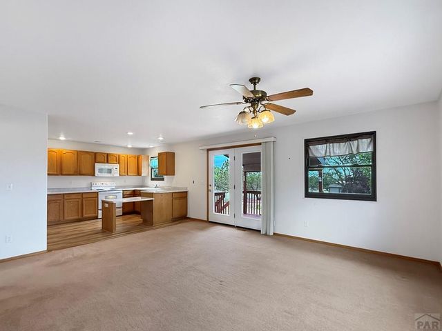 200 S Birchwood Dr, Pueblo West, CO 81007