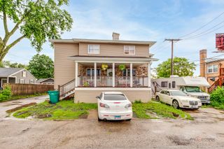 1210 S Lloyd Avenue, Lombard, IL 60148