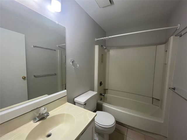 65 Yewleaf Road, The Woodlands, TX 77381