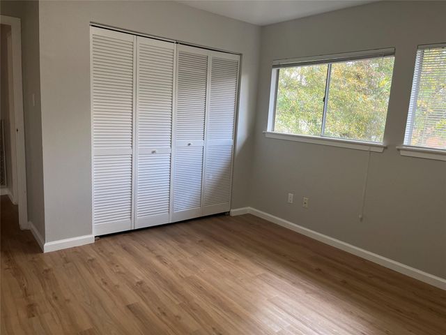 65 Yewleaf Road, The Woodlands, TX 77381