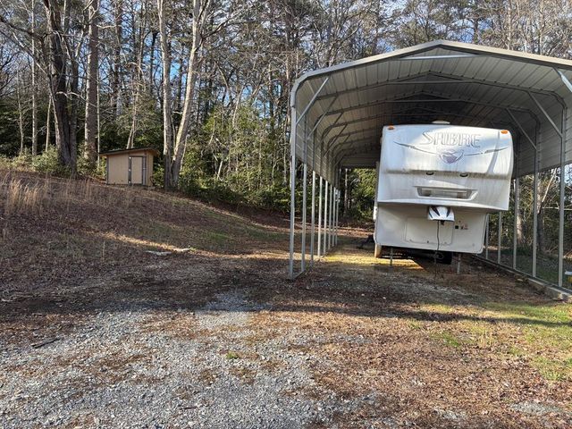 22 Old Bullen Gap Road, Blue Ridge, GA 30513