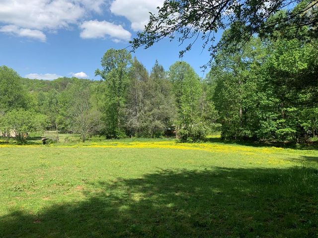 22 Old Bullen Gap Road, Blue Ridge, GA 30513