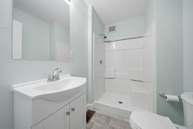 73 Snow Street, Concord, NH 03303