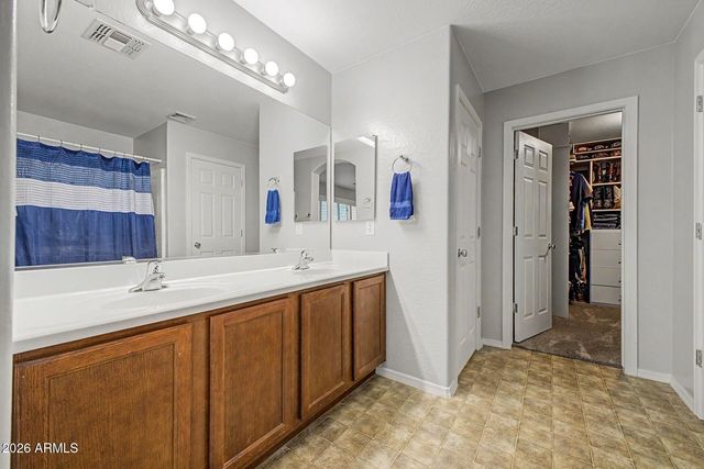 830 W TRELLIS Road, San Tan Valley, AZ 85140