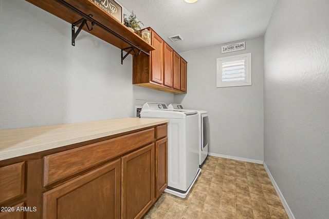 830 W TRELLIS Road, San Tan Valley, AZ 85140