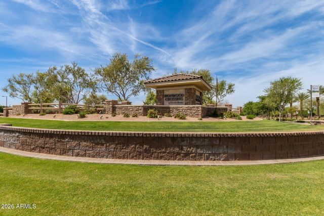 830 W TRELLIS Road, San Tan Valley, AZ 85140