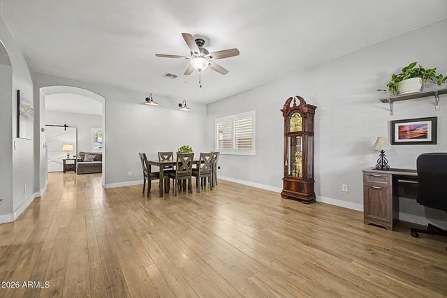830 W TRELLIS Road, San Tan Valley, AZ 85140