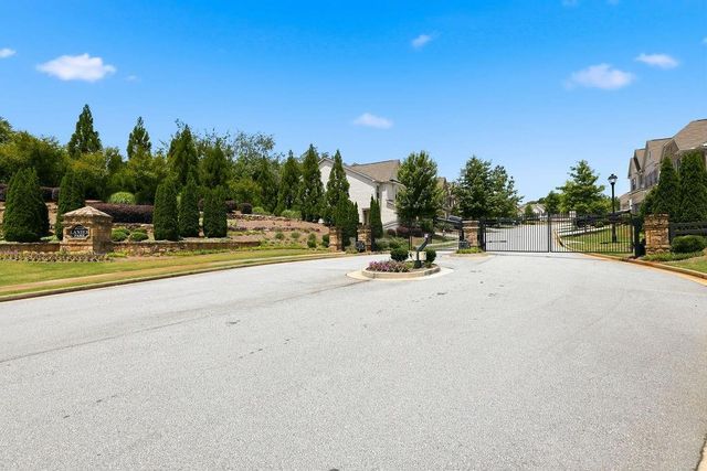 1162 Lanier Willow Path, Buford, GA 30518