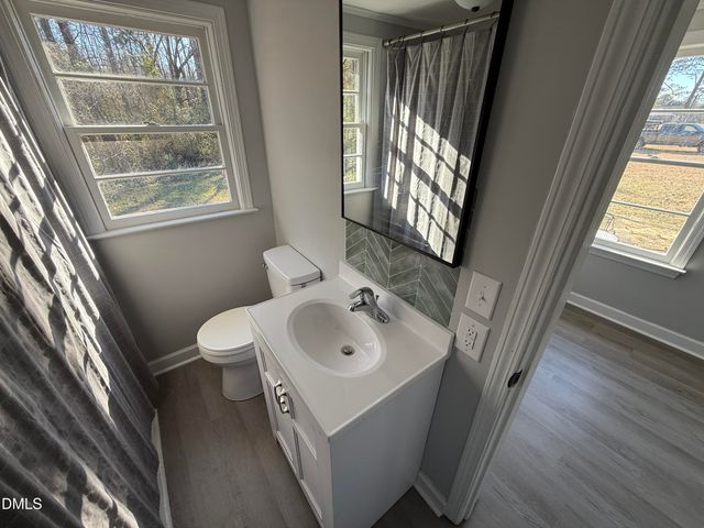 895 Stewart Road, Four Oaks, NC 27524