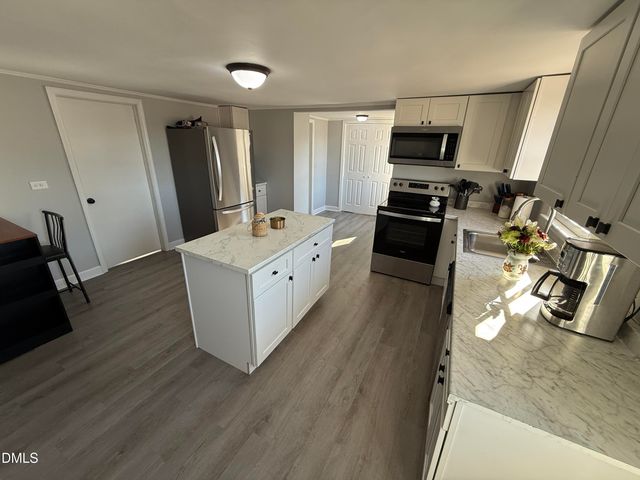 895 Stewart Road, Four Oaks, NC 27524