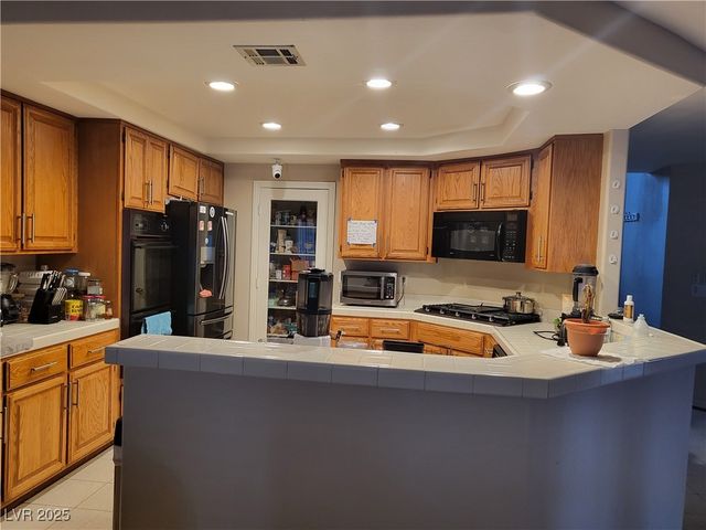 3013 Ocean Port Drive, Las Vegas, NV 89117