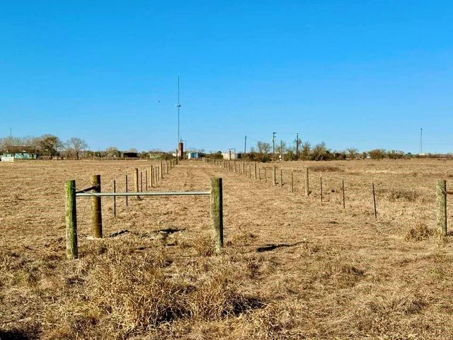 TBD Private Road 2501, Ganado, TX 77962