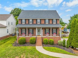 1005 Lisa Run Drive, Kernersville, NC 27284