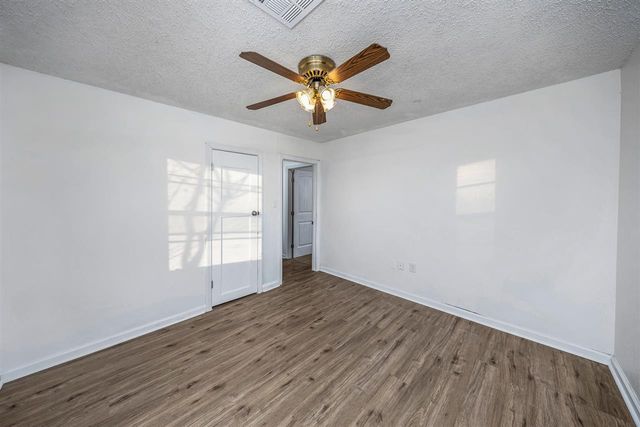 203 NW Morford Dr, Lawton, OK 73507