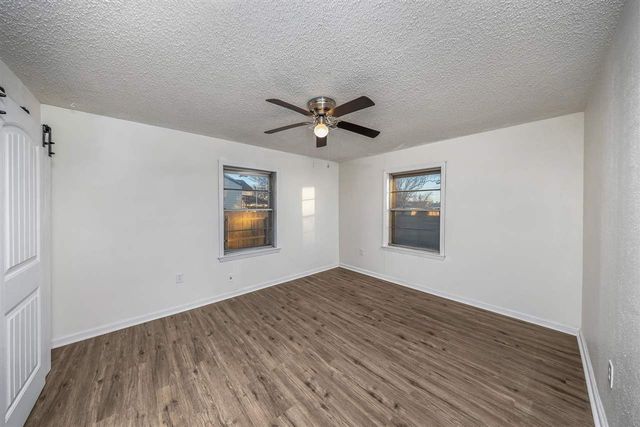 203 NW Morford Dr, Lawton, OK 73507