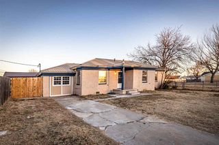 203 NW Morford Dr, Lawton, OK 73507