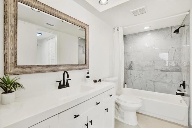 5220 BRITTANY DRIVE S 106, St Petersburg, FL 33715