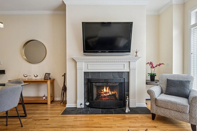 1720 W Diversey Parkway 1, Chicago, IL 60614