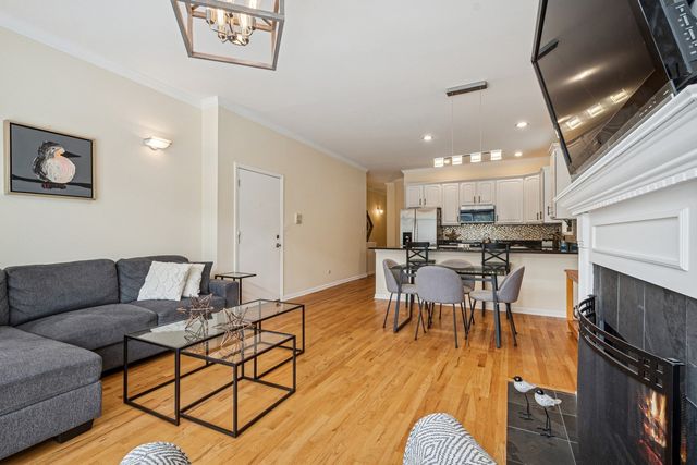 1720 W Diversey Parkway 1, Chicago, IL 60614