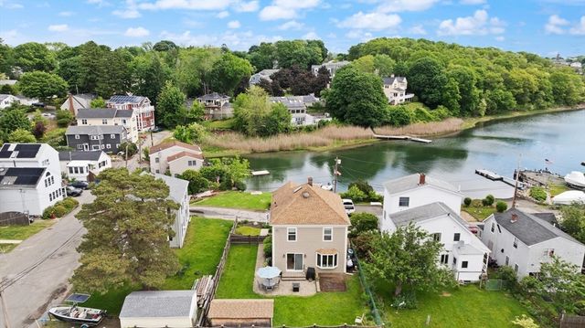 3 Cove Avenue, Beverly, MA 01915