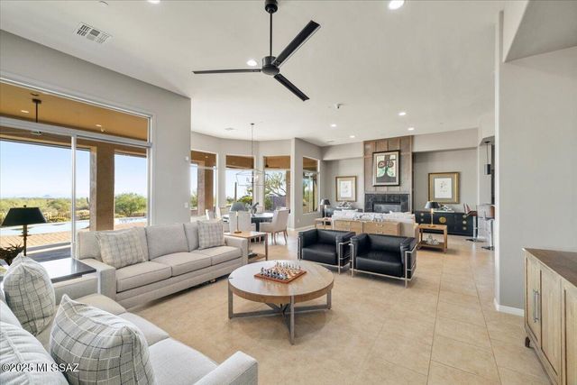 14189 N Silent Ridge Court, Marana, AZ 85658