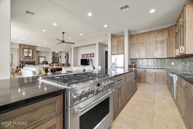 14189 N Silent Ridge Court, Marana, AZ 85658