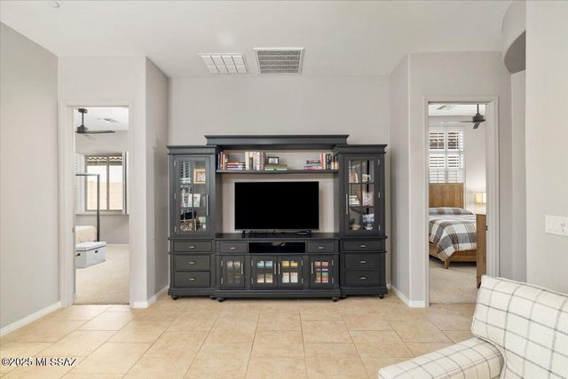 14189 N Silent Ridge Court, Marana, AZ 85658