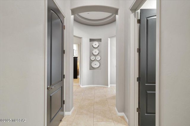 14189 N Silent Ridge Court, Marana, AZ 85658