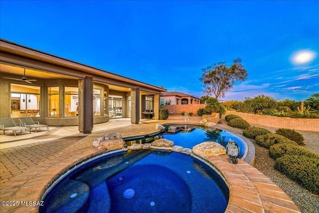 14189 N Silent Ridge Court, Marana, AZ 85658