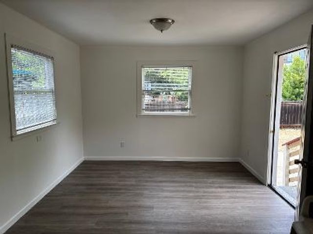 827 Chestnut Street, Redwood City, CA 94063