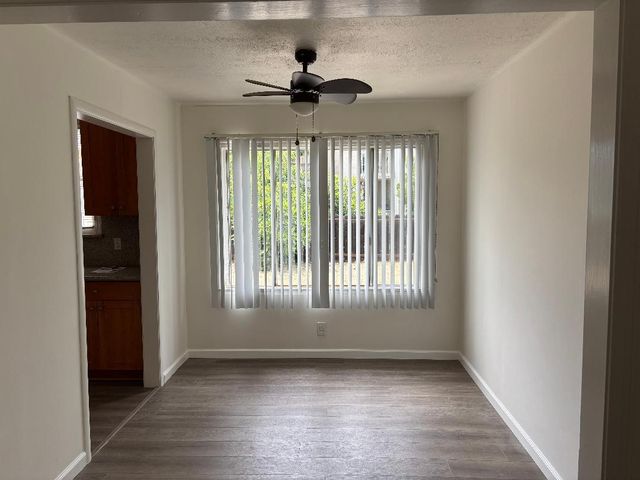 827 Chestnut Street, Redwood City, CA 94063