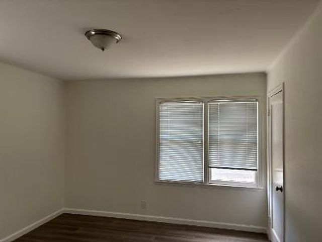 827 Chestnut Street, Redwood City, CA 94063