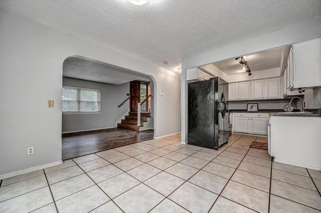 8808 N Rockwell Drive, Oklahoma City, OK 73132