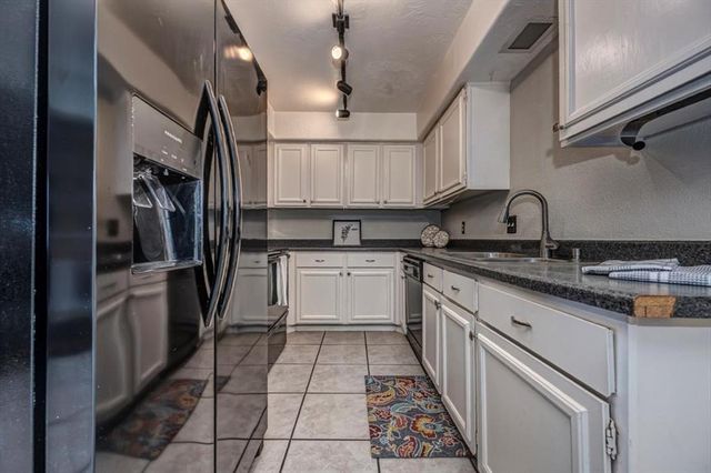 8808 N Rockwell Drive, Oklahoma City, OK 73132