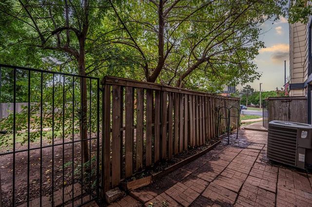 8808 N Rockwell Drive, Oklahoma City, OK 73132