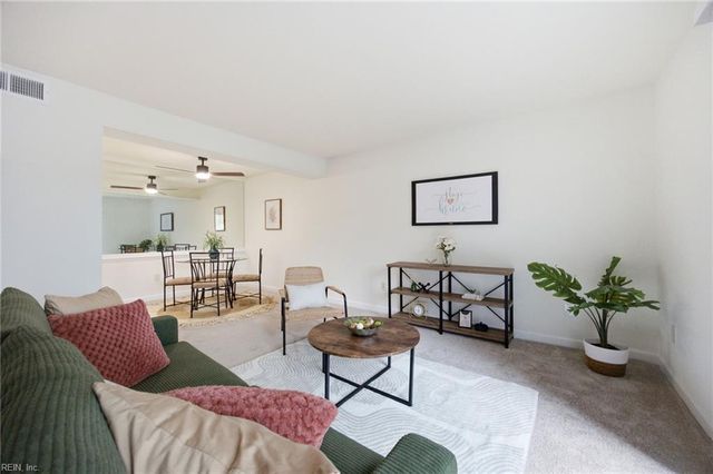 2980 Saint Albans CMN, Virginia Beach, VA 23452