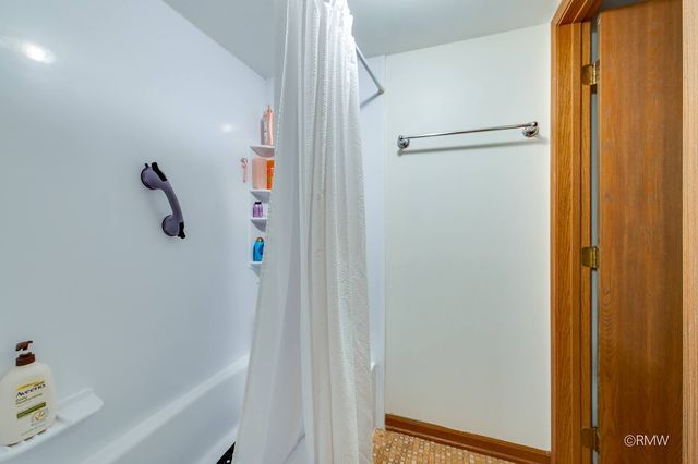 710 N Briar Hill Lane 5, Addison, IL 60101