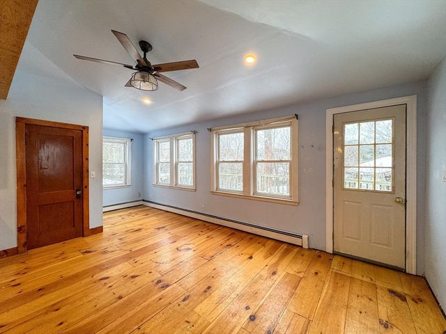 111 Mason St, Salem, MA 01970