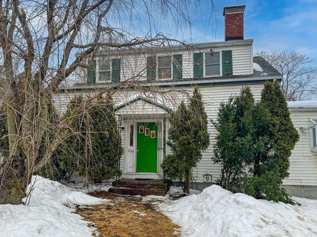 111 Mason St, Salem, MA 01970