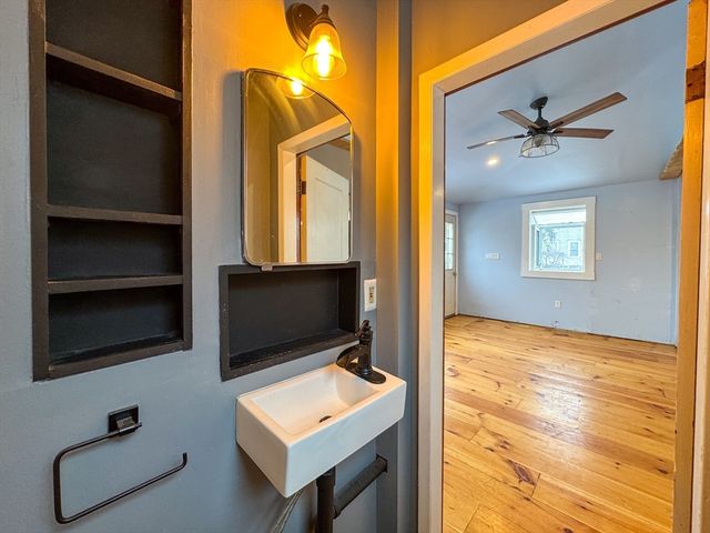 111 Mason St, Salem, MA 01970