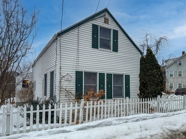 111 Mason St, Salem, MA 01970