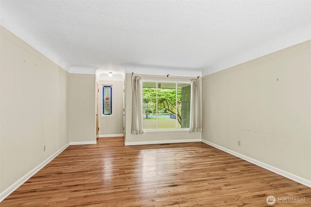 2944 Madrona Drive, Longview, WA 98632